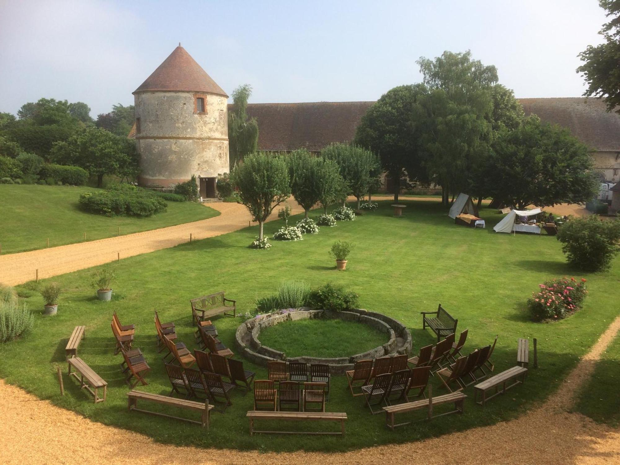 Bed and Breakfast La Ferme Au Colombier Neron Zewnętrze zdjęcie