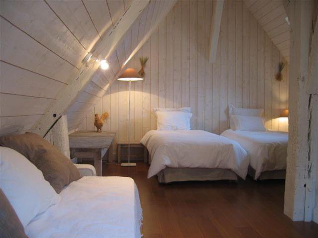 Bed and Breakfast La Ferme Au Colombier Neron Zewnętrze zdjęcie