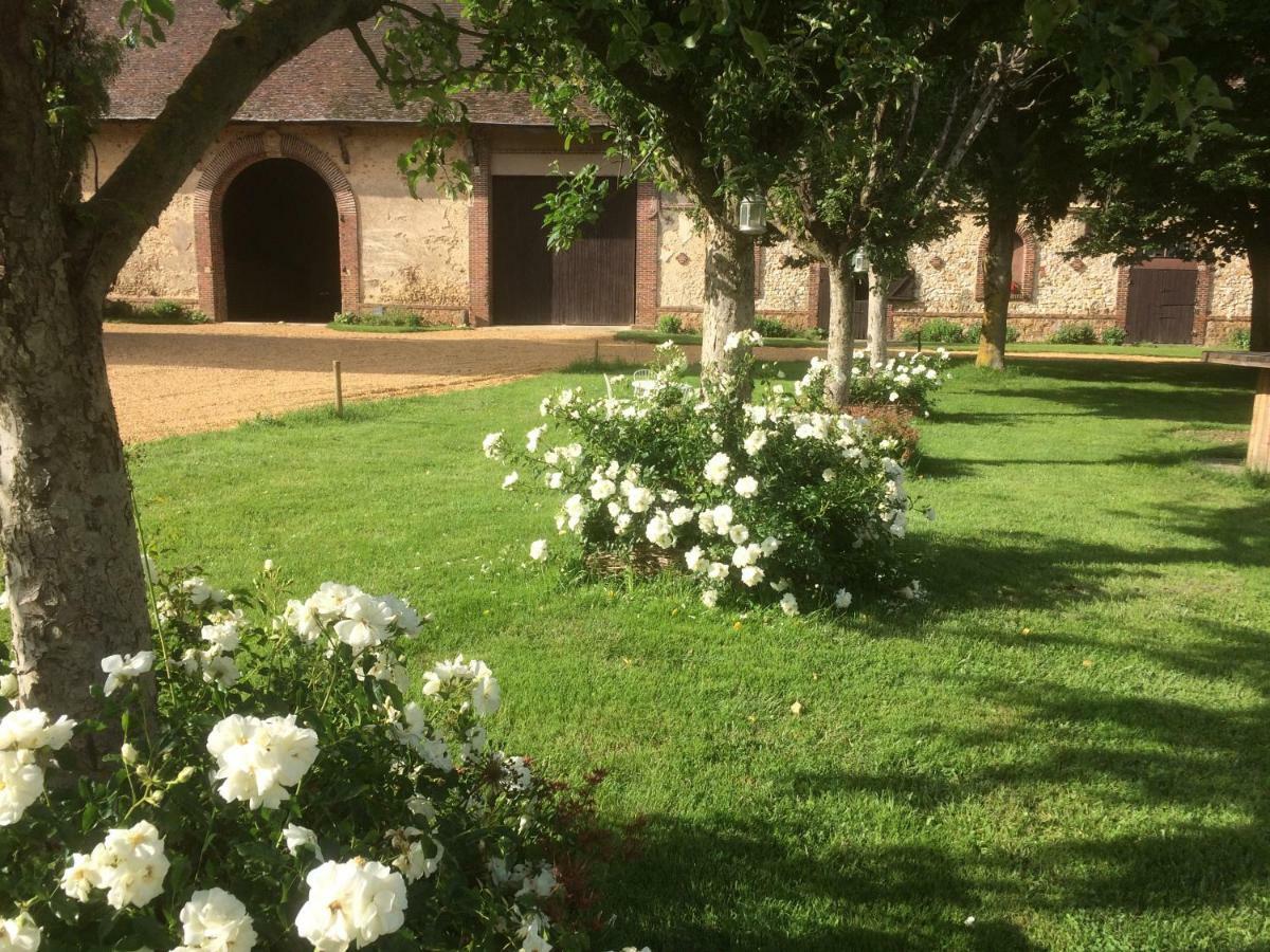 Bed and Breakfast La Ferme Au Colombier Neron Zewnętrze zdjęcie